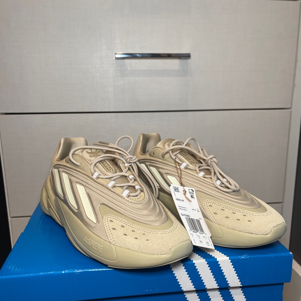 Adidas Ozelia’s Savannah Sneakers